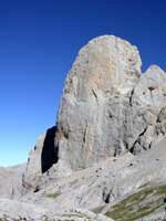 The west face of Naranjo de Bulnes